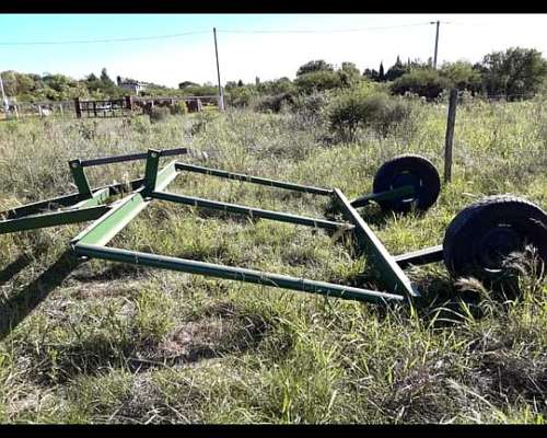 Rastron Nivelador de Arrastre para Caminos Rurales