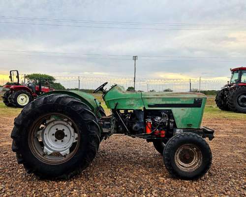 Tractor Deutz 6002 con 3 Puntos.