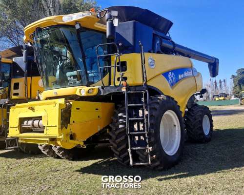 Cosechadora New Holland CR 9060, año 2016