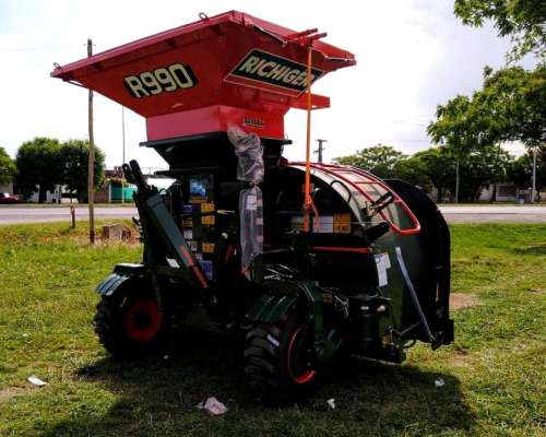 Embolsadora de Granos Enteros Richiger R990 Disponible