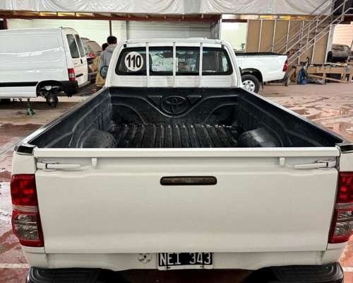Toyota Hilux 2.5 C/S 4X2 TD DX Pack 120cv 2014 $21.999.000
