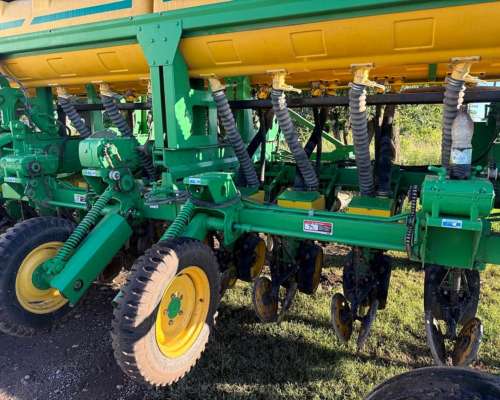 Sembradora Erca Vi-g, 20 Surcos a 52 CM, Estado: Impecable.