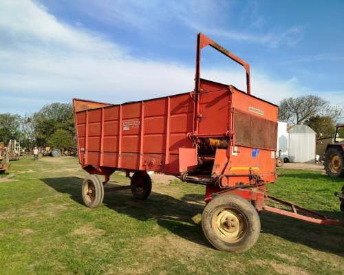 Acoplado Carro Forrajero Mainero B 400