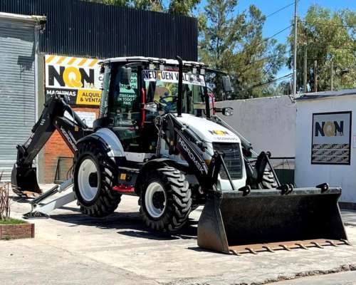 Retroexcavadora HMK 102b 4X4 2025