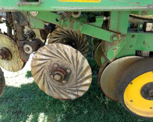 Sembradora Erca de 14 a 52 en muy Buen Estado