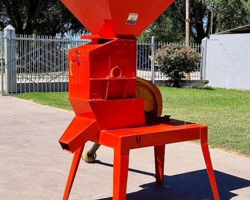 Moledora Loyto Usada para Mando de Tractor N°6