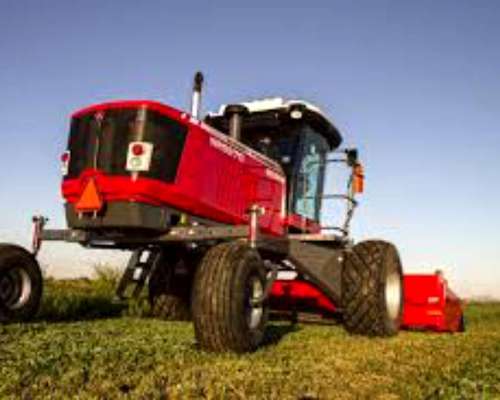 Segadora Massey Ferguson Autopropulsada WR 9870 Modelo 201