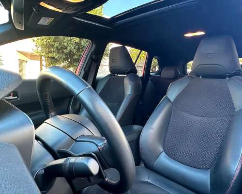 En Garantía. Toyota Corolla Cross 2.0 Gr-sport CVT 170cv