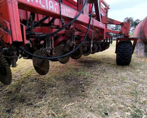 Crucianelli Gringaiv Modelo 2005 de 16 a 52 Doble Fertilizac