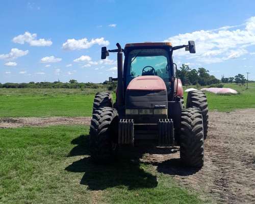 Tractor Case MX 220