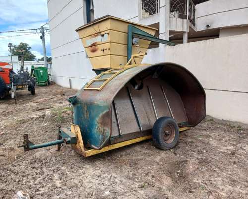 Embolsadora de Granos Secos Montenegro de 9 Pies