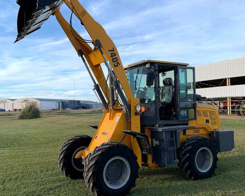 Pala Cargadora MAC 7405