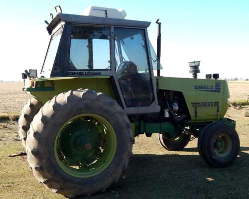 Tractor Zanello 220 CC en muy Buen Estado.