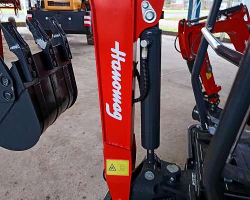 Mini Excavadora Hanomaq 10hp