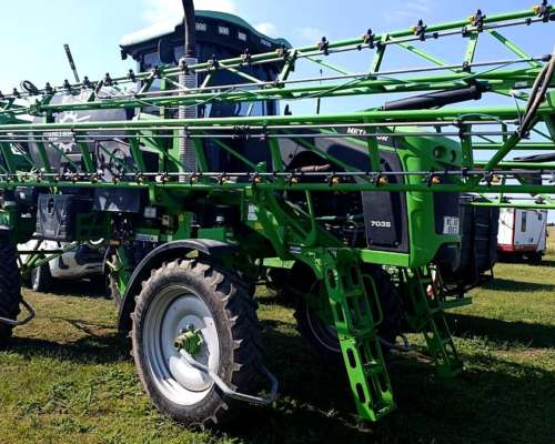 Pulverizadora Metalfor 7035