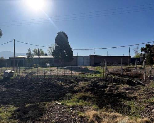 Venta de Galpón con Amplio Terreno- Zona Industrial Mendoza