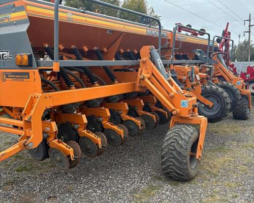 Sembradora Agrometal TX Mega 1652 Neumatica