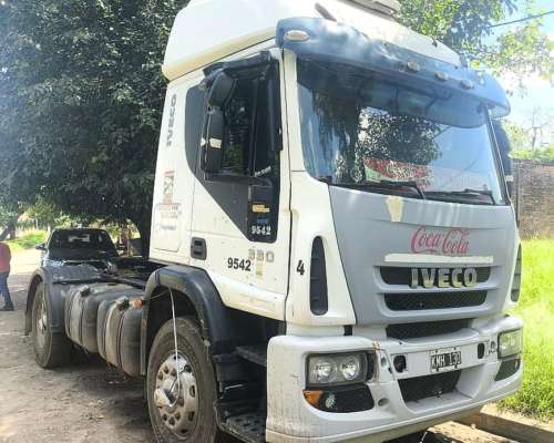 Vendo Iveco Cursor 330 año 2011