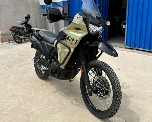 Kawasaki KLR 650 .