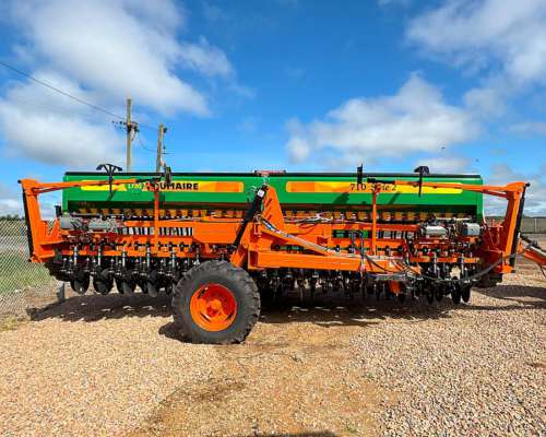 Sembradora Dumaire 710 Serie 2 33 Líneas a 21cm