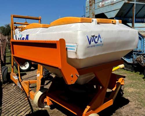 Fertilizadora Vica 1500 Nueva de Arrastre