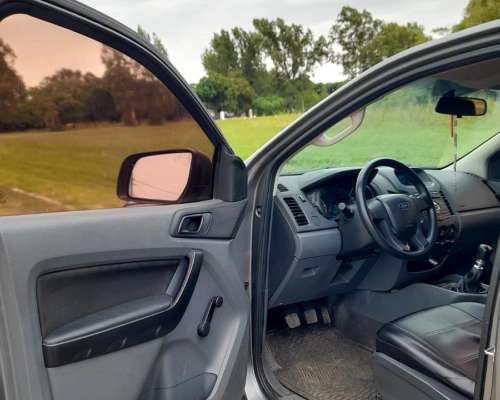 Ford Ranger 2.2 Doble Cabina 4X2 Modelo 2016