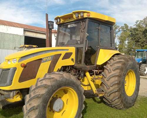 Tractor Pauny EVO 250 con Cabina