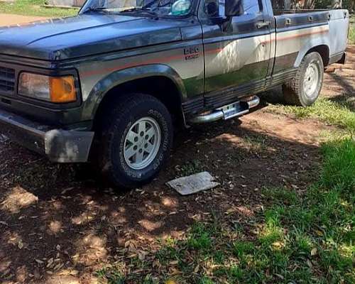 Vendo Chevrolet Custom D-20 Luxe Turbo Plus