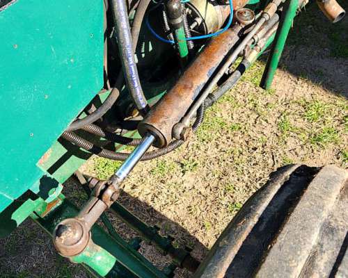 Tractor Deutz a 46 Tres Puntos y Dirección Hidráulica