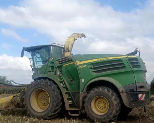 Picadora John Deere 8500 I