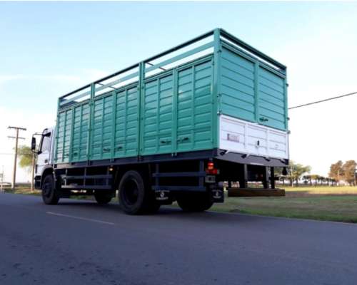 Carrocería Todo Puertas Verdulera Guajardo y Linares