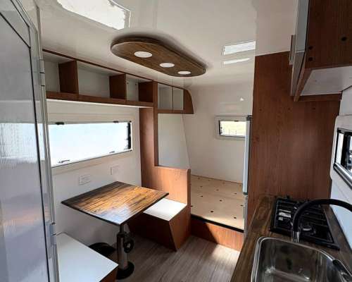 Casilla de Turismo Bunker Agro en Fibra