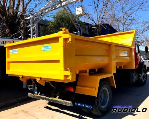 Carroceria Volcadora Trasera Ultra Liviana de 8 MTS.3