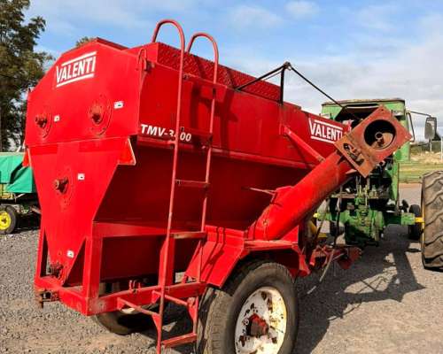 Racionador Tipo Mixer Mezclador Valenti 3000kg con Balanza