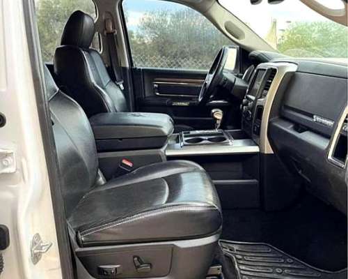 Vendo RAM 1500 año 2017