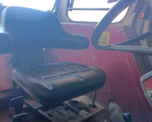 Tractor Massey Ferguson 1360 - año 1995