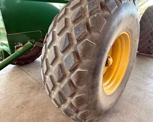 Excelente Akron 20 TN con Balanza