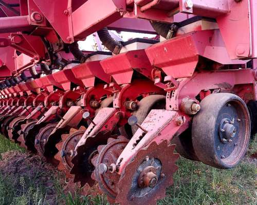 Sembradora Crucianelli 24 a 52 Gringa V