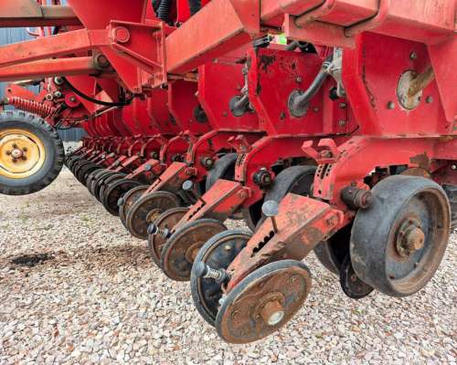 Sembradora Crucianelli Gringa V de 14 Líneas a 52 cm