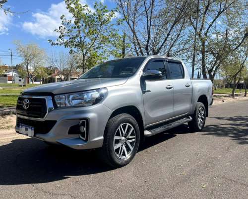 Toyota Hilux SRV 2020 4X2 Impecable Único Dueño de 0k