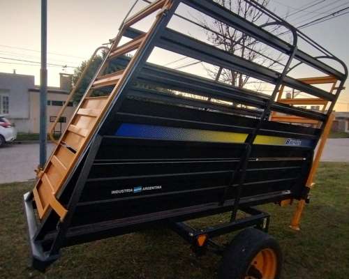 Cargador y Transportador de Hacienda Marca Bremec