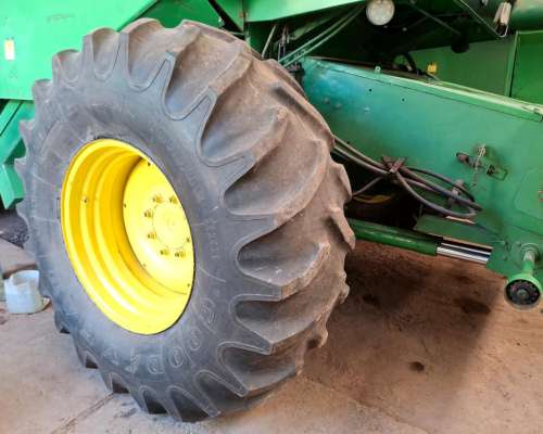Cosechadora John Deere 1175 año 1997 Plataforma 19 Pies