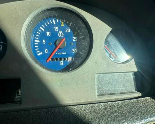 Tractor Agricola Valtra BH-140