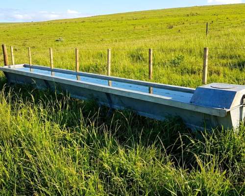 Bebederos / Aguadas de 1.5 Mts Galvanizados en Caliente