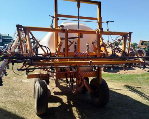 Fumigadora de Arrastre Praba Andariego 3000 L.