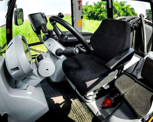Valtra R535 Alas Fibra de Carbono