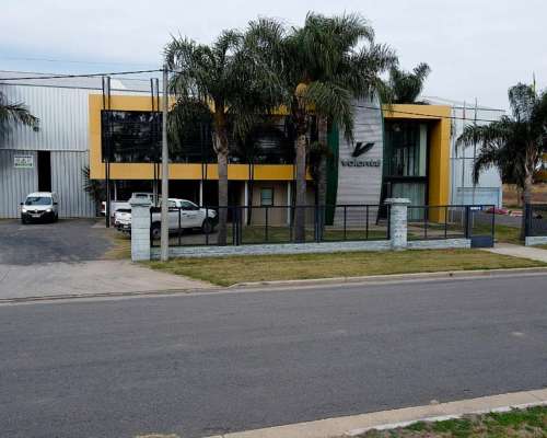 Nave Industrial en Alquiler 2.500 M2 Cubiertos en Arequito
