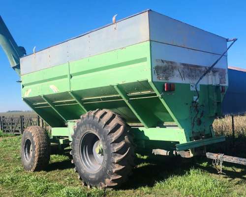 Acoplado Autodescargable Montecor 18 Tons 2005