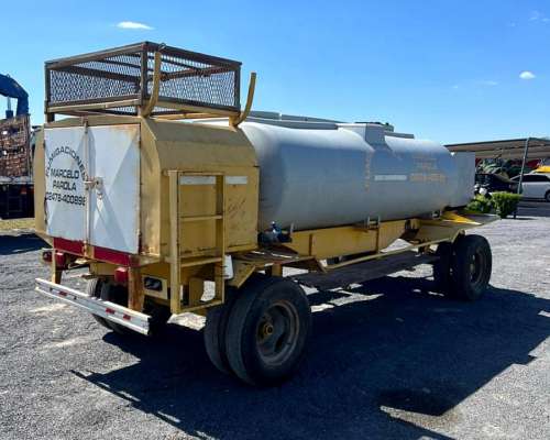 Acoplado Tanque Combinado de 3.400lts para Agua