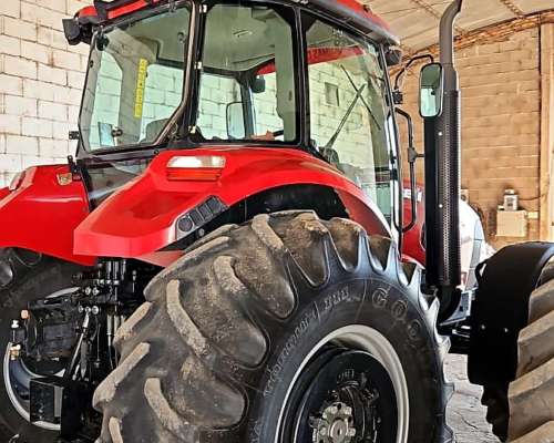 Tractor Case Farmall 130, año 2017
